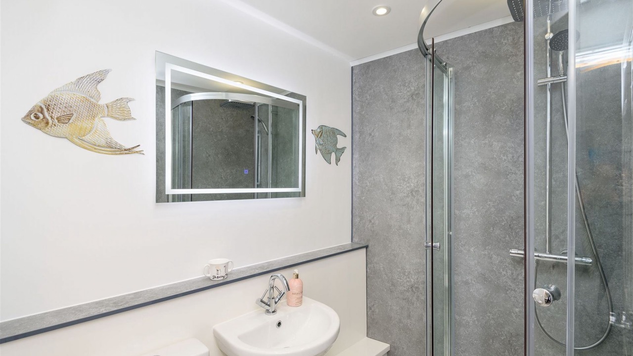 Photo of Bathroom in West Looe