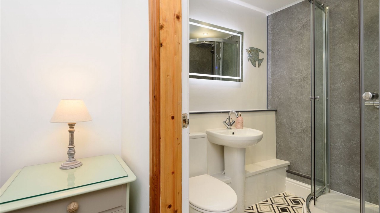 Photo of Bathroom in West Looe