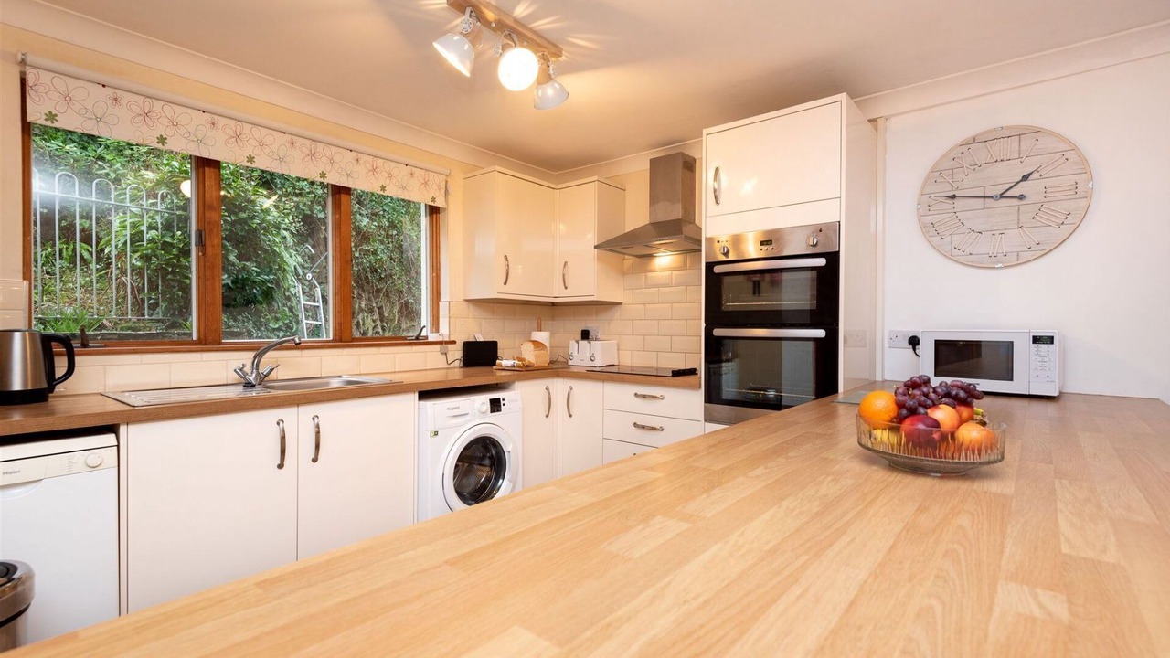 Photo of Kitchen in West Looe
