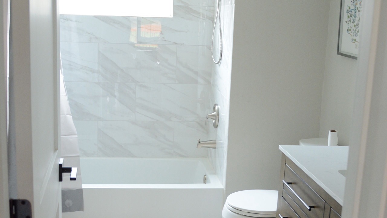 Photo of Bathroom in Gold Bar