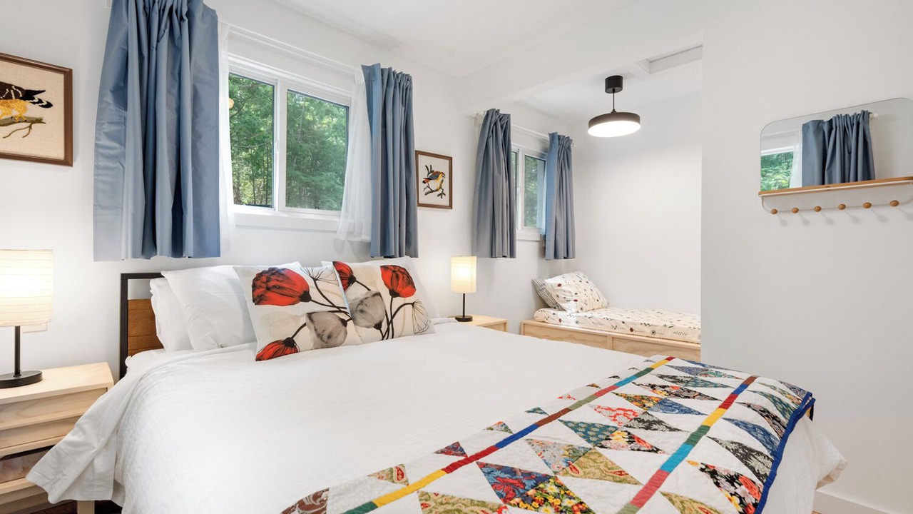 Photo of Bedroom in Glastonbury