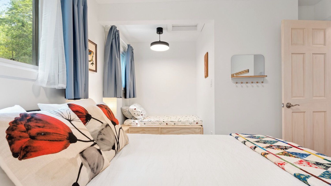 Photo of Bedroom in Glastonbury