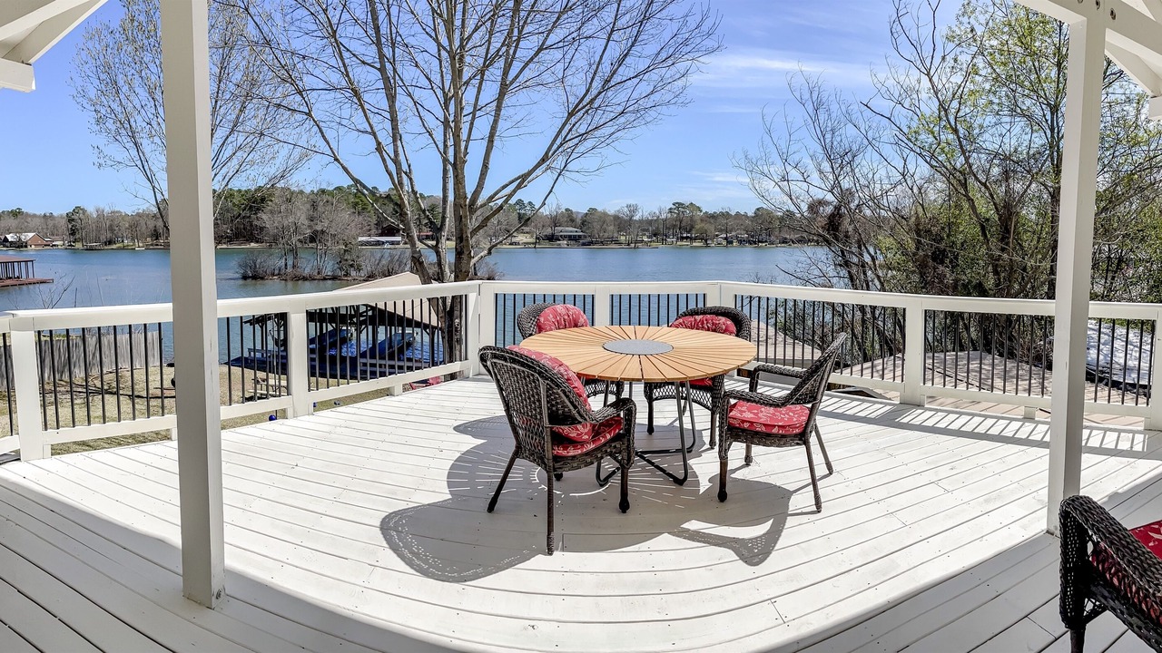 Photo of Patio Balcony in Royal