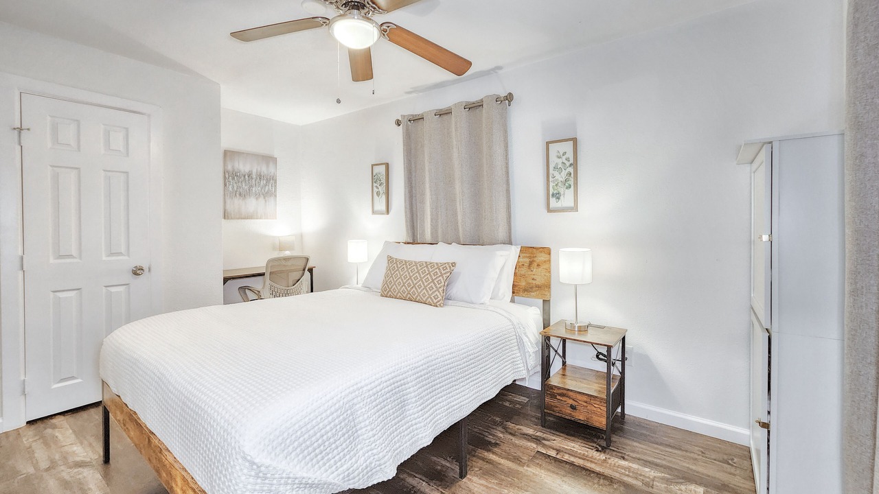 Photo of Bedroom in South Central Houston