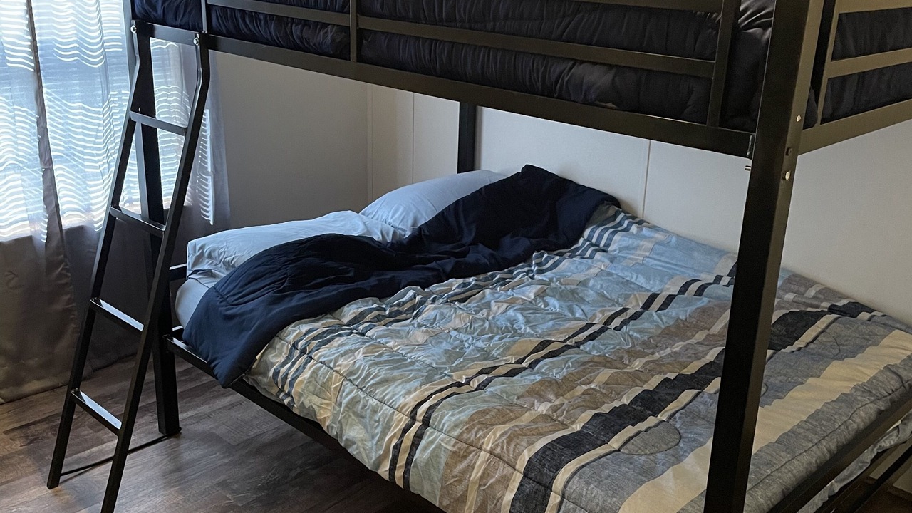 Photo of Bedroom in Redford