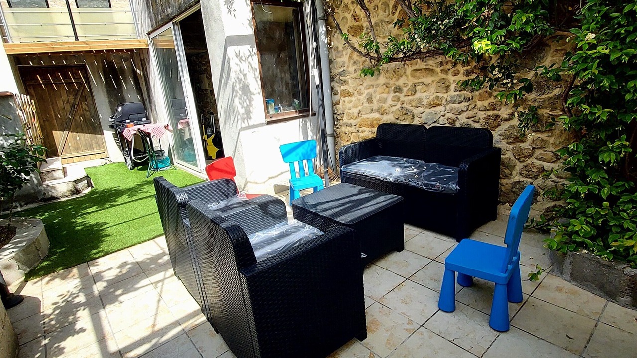 Photo of Patio Balcony in Paziols