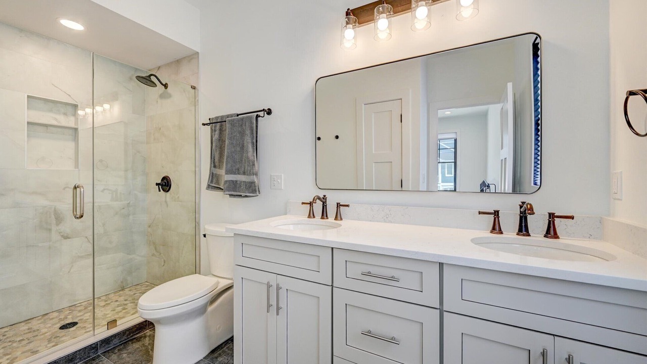 Photo of Bathroom in Beach Haven West