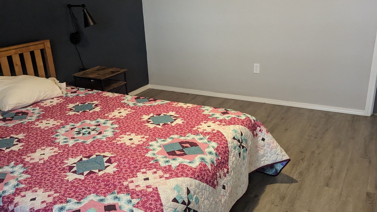 Photo of Bedroom in Cache