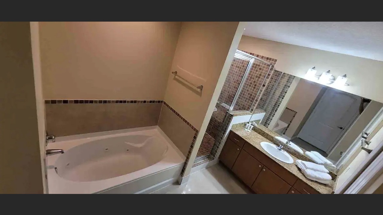 Photo of Bathroom in Florida Center