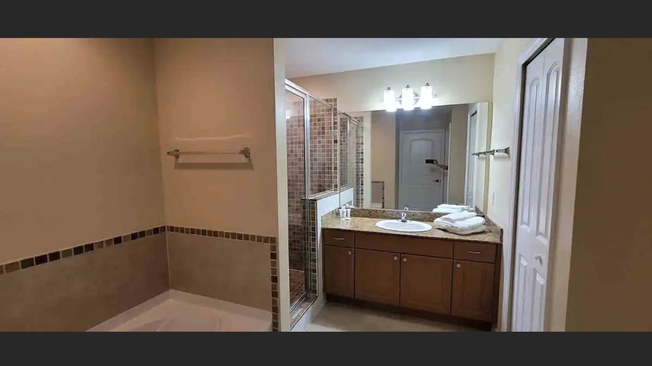 Photo of Bathroom in Florida Center