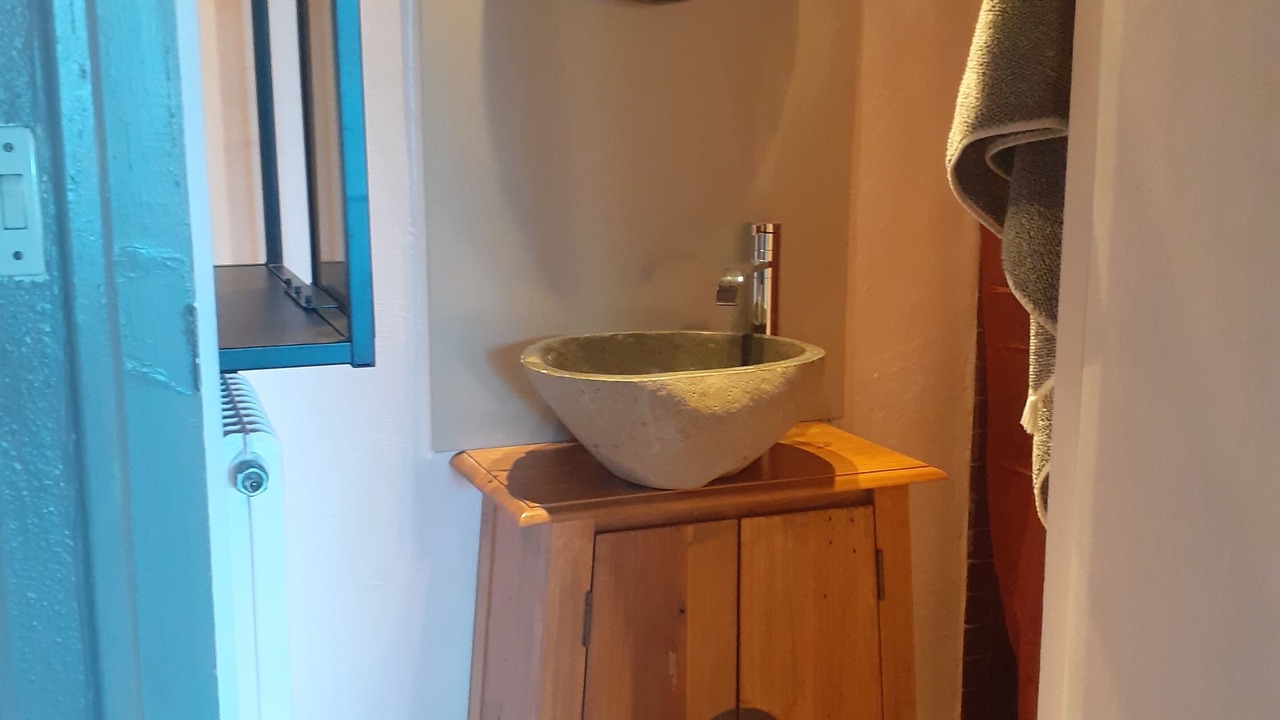 Photo of Bathroom in Murat-le-Quaire