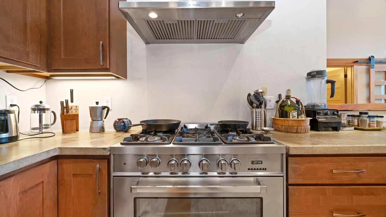 Photo of Kitchen in Clatsop County