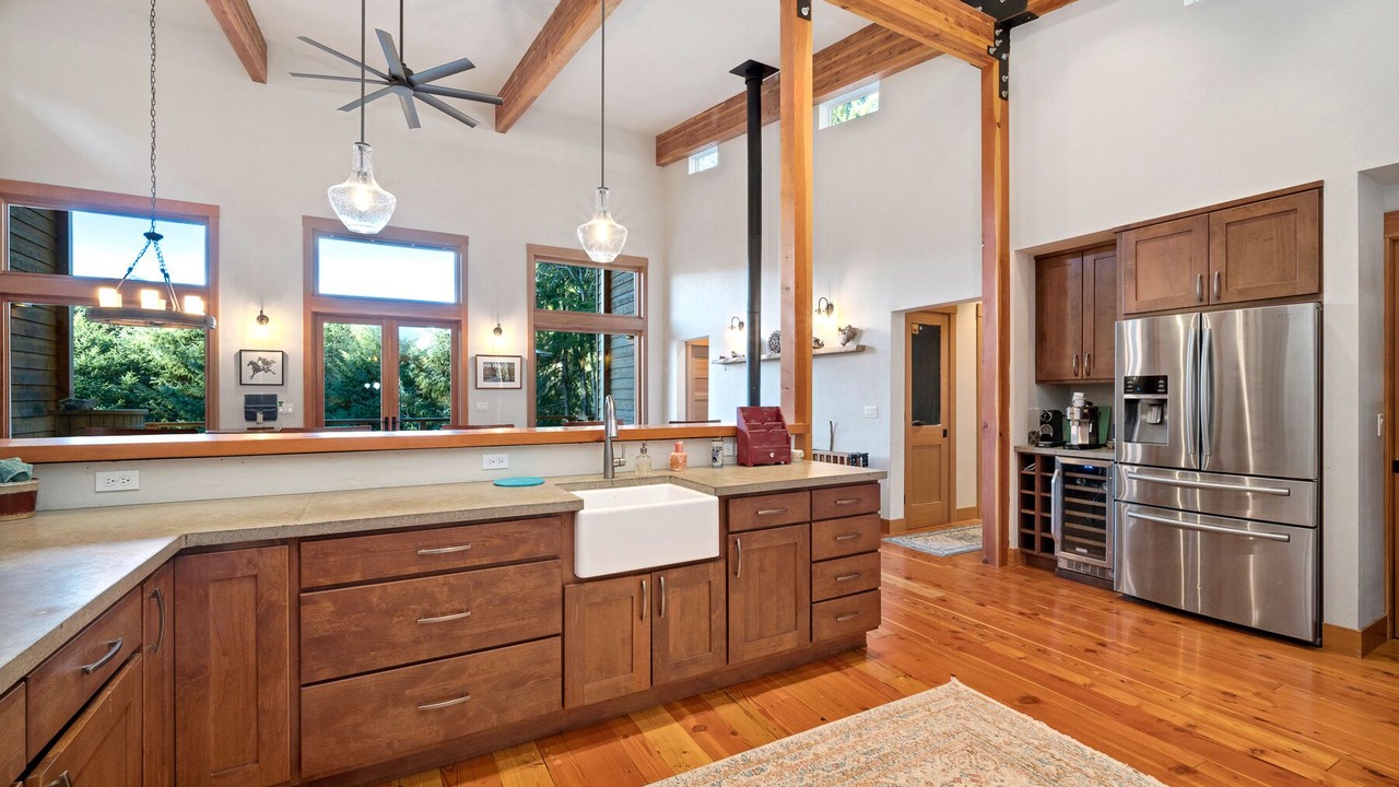 Photo of Kitchen in Clatsop County