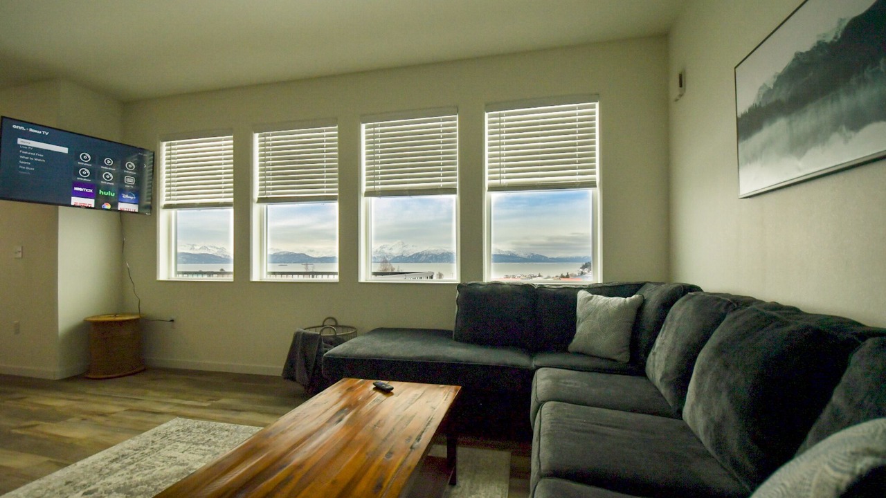 Photo of Livingroom in Kachemak