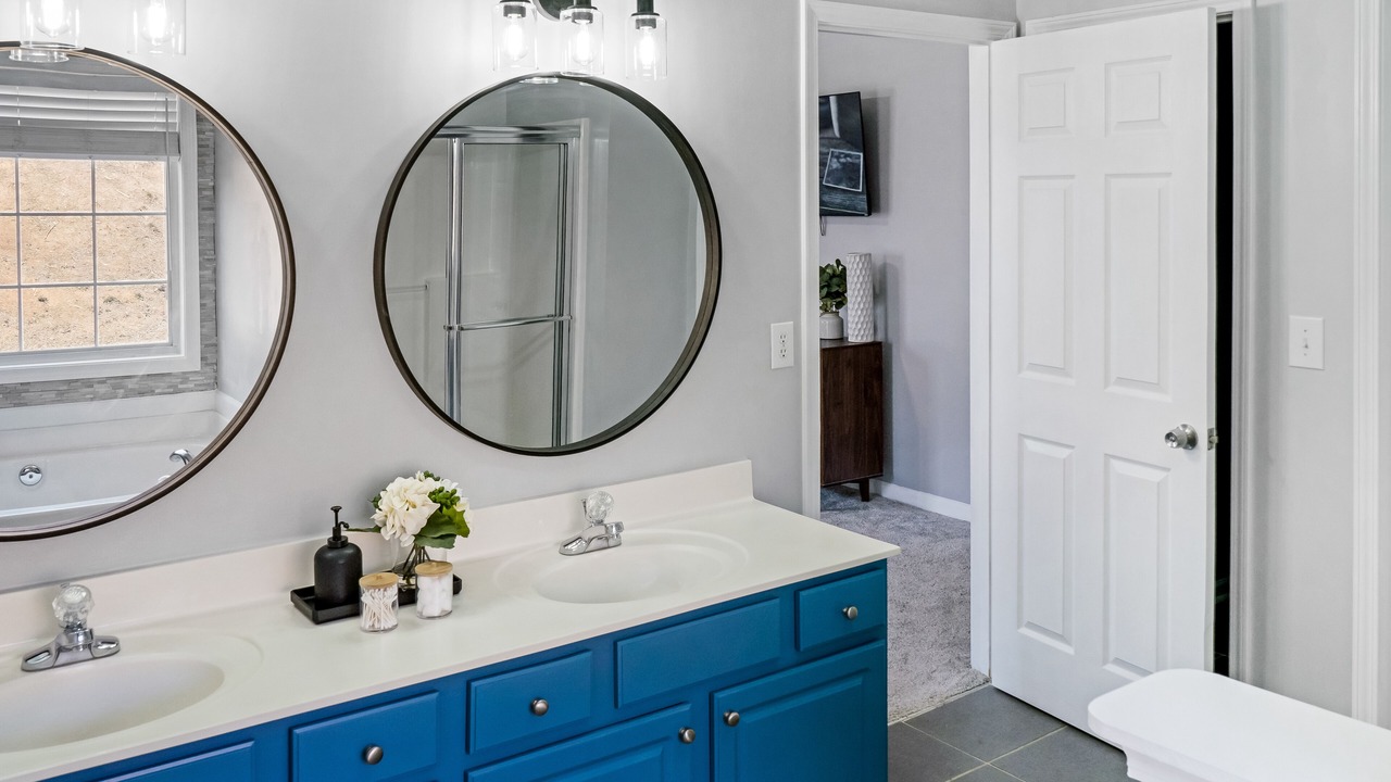 Photo of Bathroom in Lawrenceville