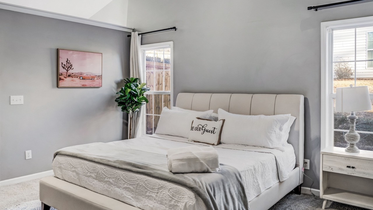 Photo of Bedroom in Lawrenceville