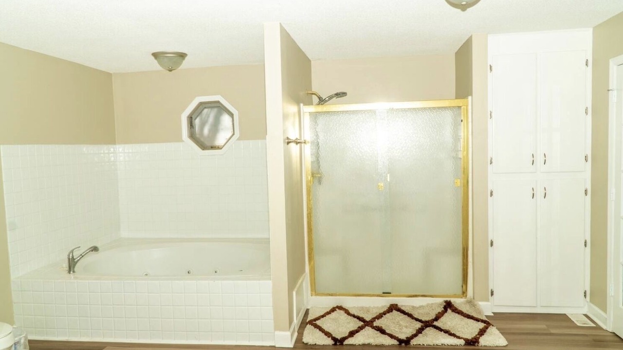 Photo of Bathroom in Harbison