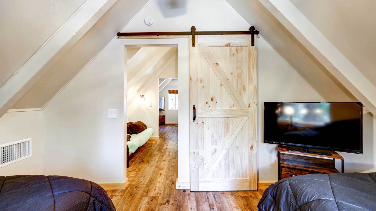 Photo of Bedroom in Cold Springs