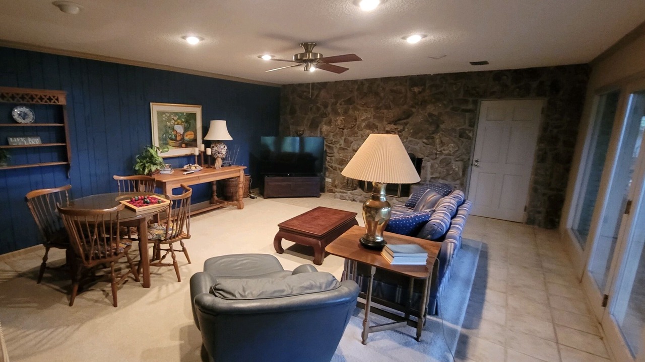 Photo of Livingroom in Eden Isle