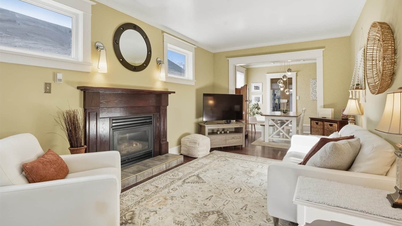Photo of Livingroom in Saskatoon Downtown