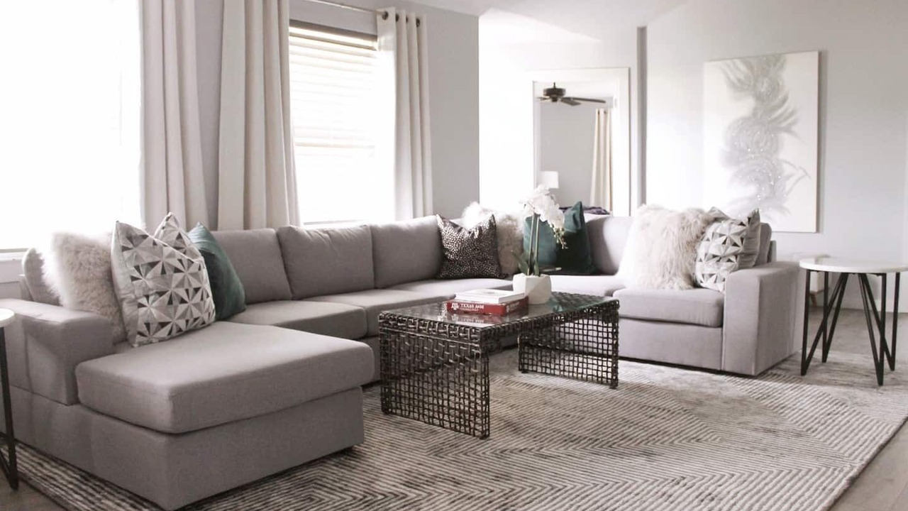 Photo of Livingroom in College Station