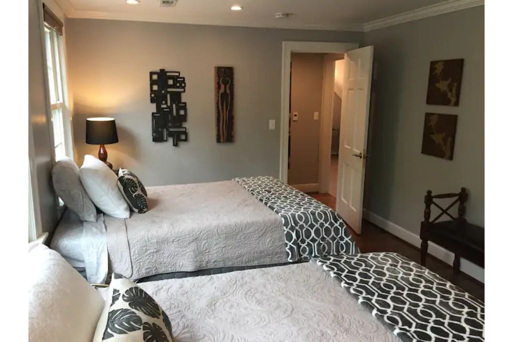 Photo of Bedroom in Green Hills