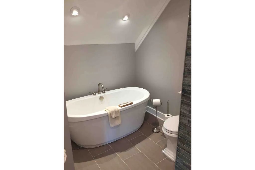 Photo of Bathroom in Green Hills