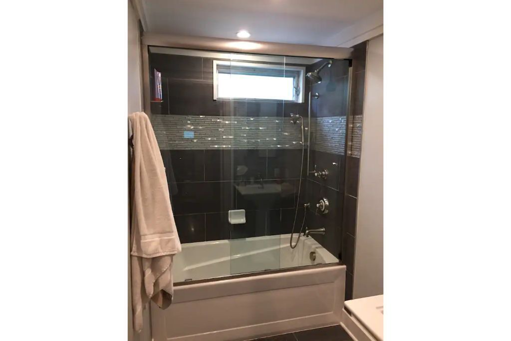 Photo of Bathroom in Green Hills