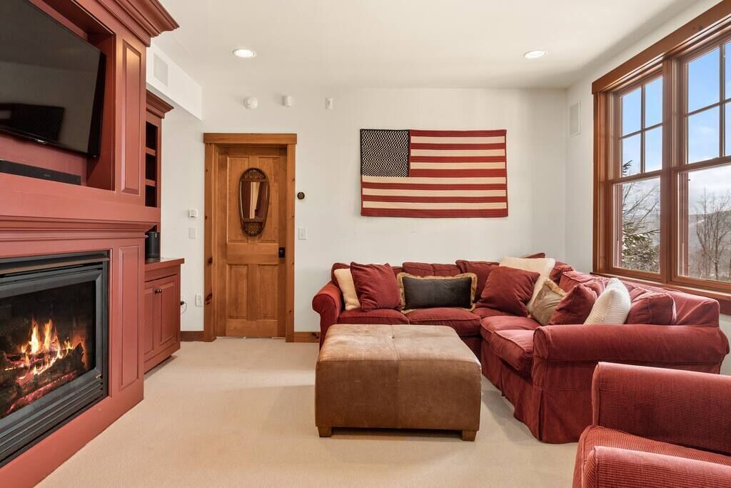 Photo of Livingroom in Ludlow