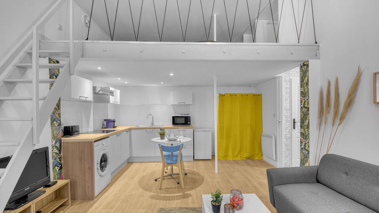 Photo of Livingroom in Saint - Michel