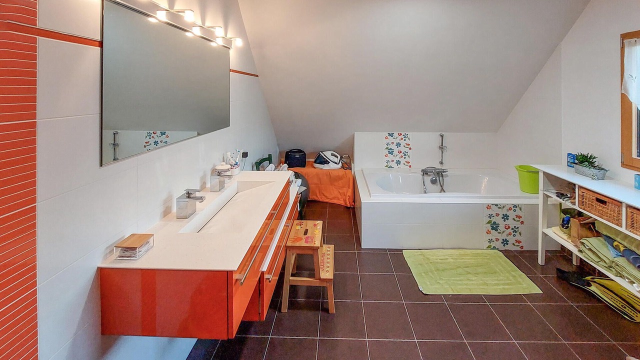 Photo of Bathroom in Montfort-sur-Meu