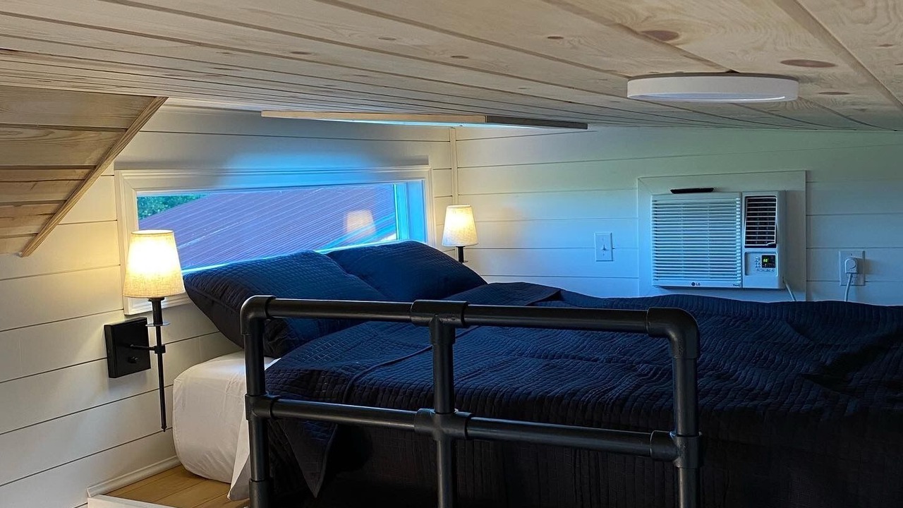 Photo of Bedroom in Cecil