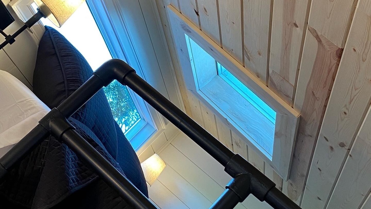 Photo of Bedroom in Cecil