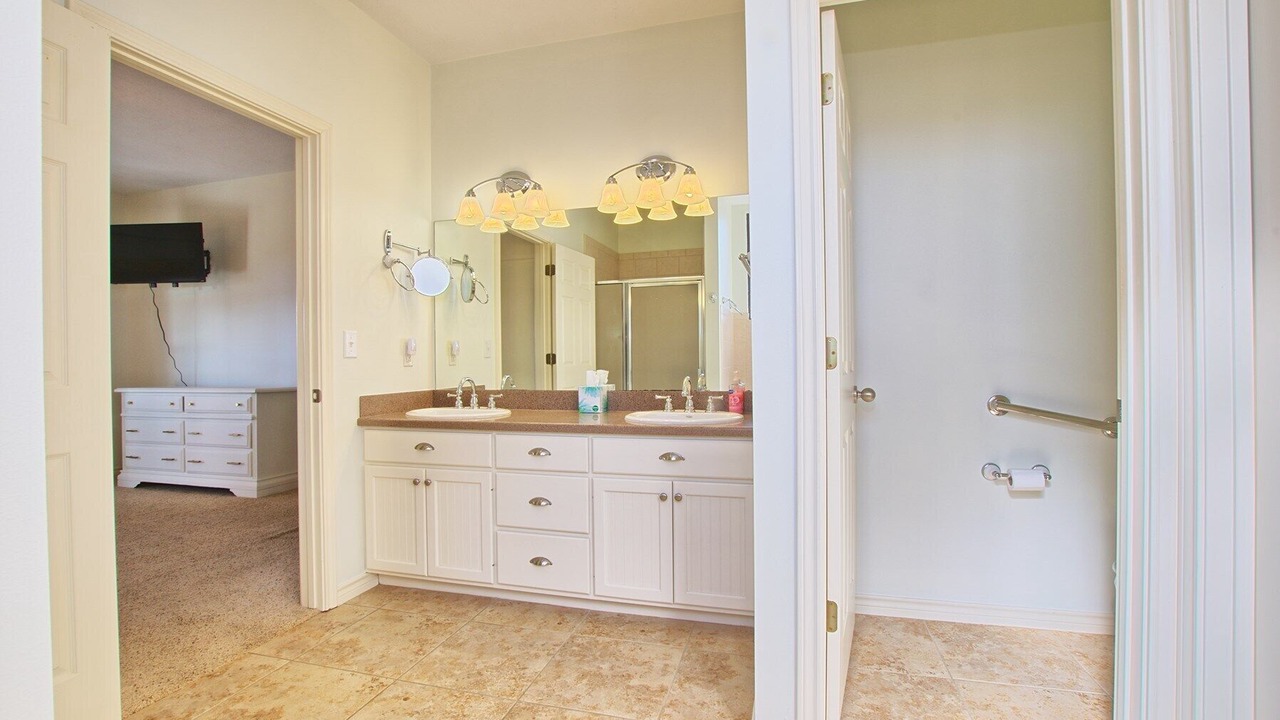 Photo of Bathroom in South Toledo Bend