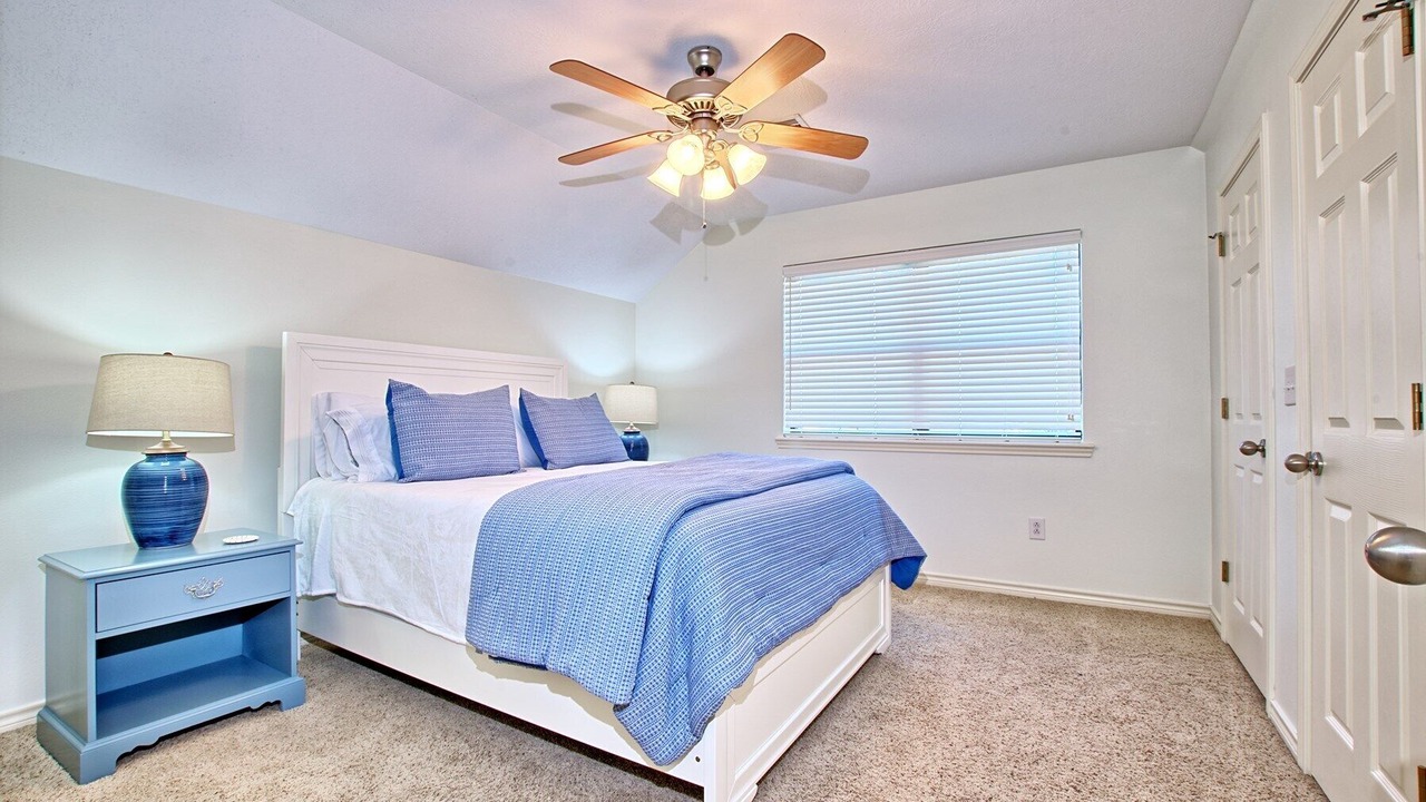 Photo of Bedroom in South Toledo Bend