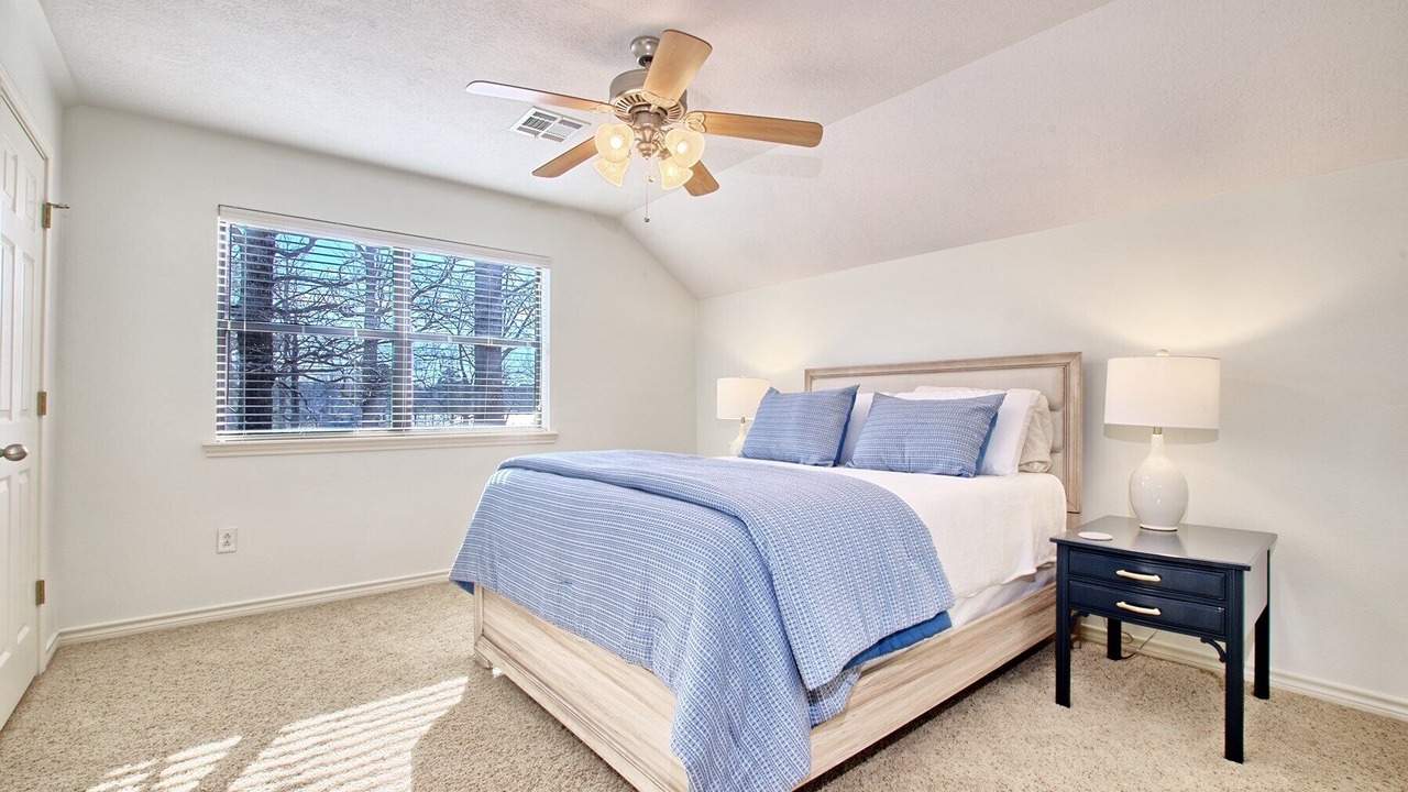 Photo of Bedroom in South Toledo Bend