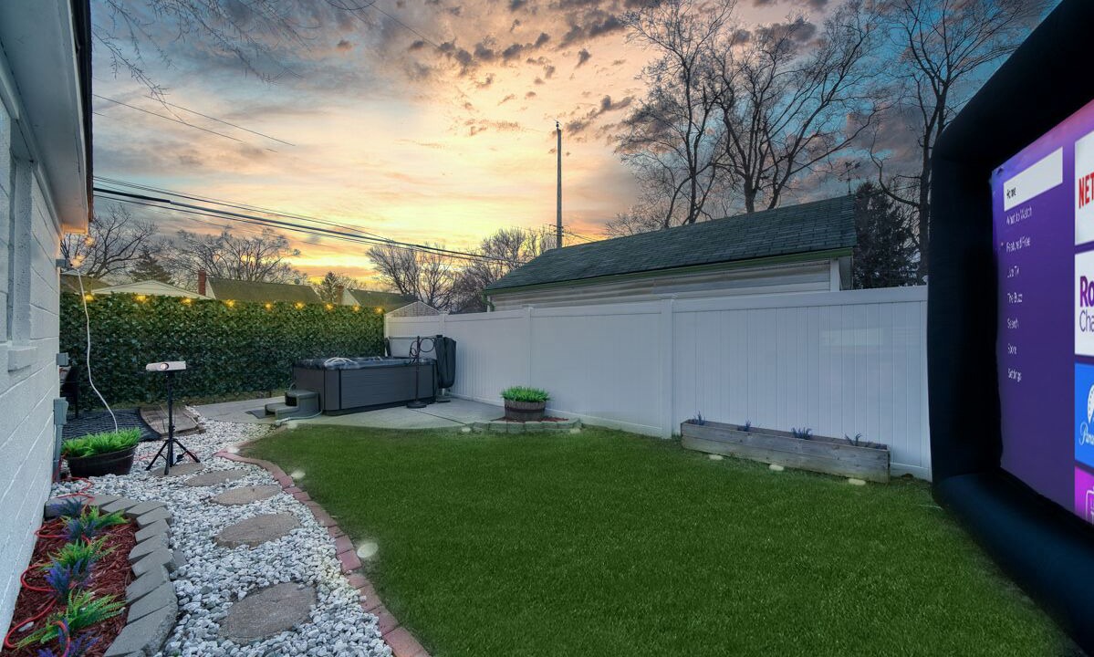 Photo of Outdoor in Ferndale