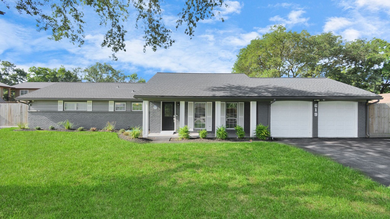 Photo of Outdoor in Shoreacres