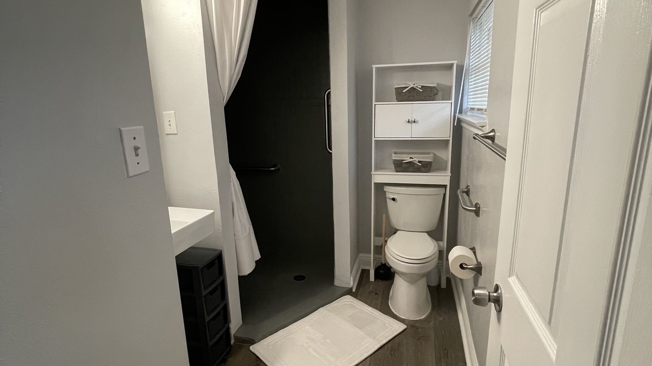 Photo of Bathroom in Shoreacres