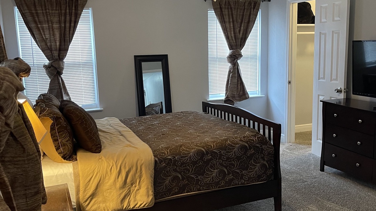 Photo of Bedroom in Shoreacres