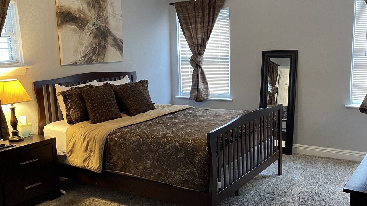 Photo of Bedroom in Shoreacres