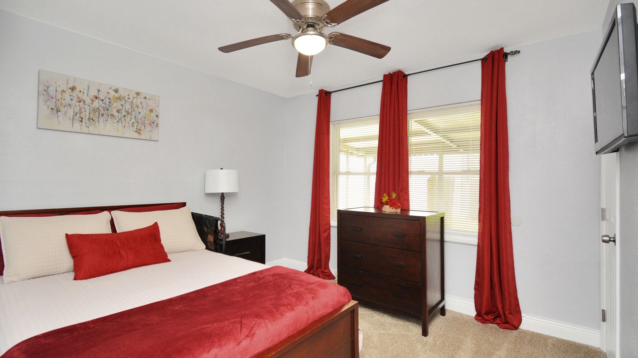 Photo of Bedroom in Shoreacres