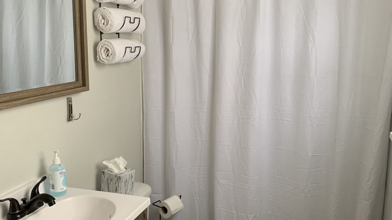 Photo of Bathroom in Ste Genevieve