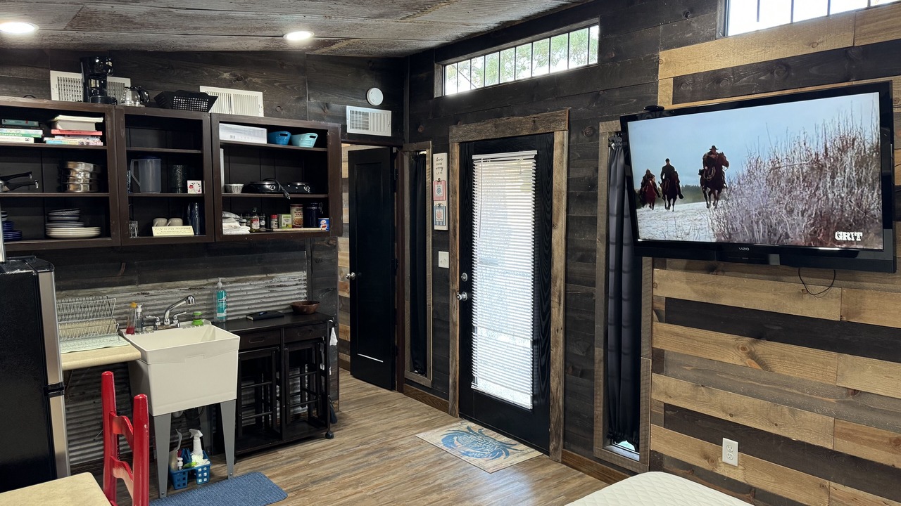 Photo of Bedroom in Pineville