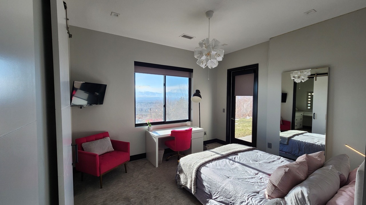 Photo of Bedroom in Holladay