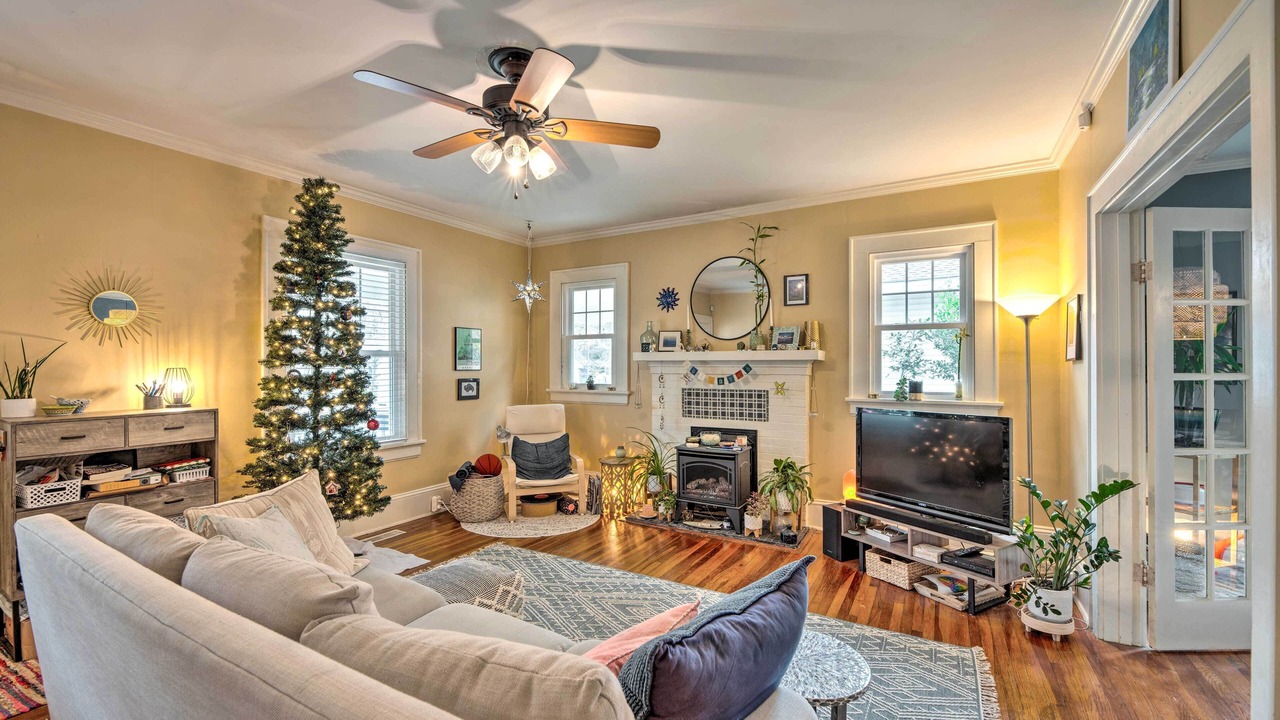Photo of Livingroom in Rocky Mount