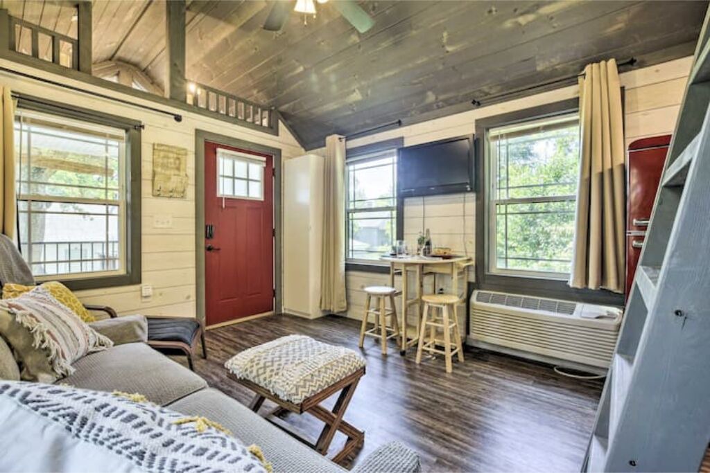 Photo of Livingroom in Durham