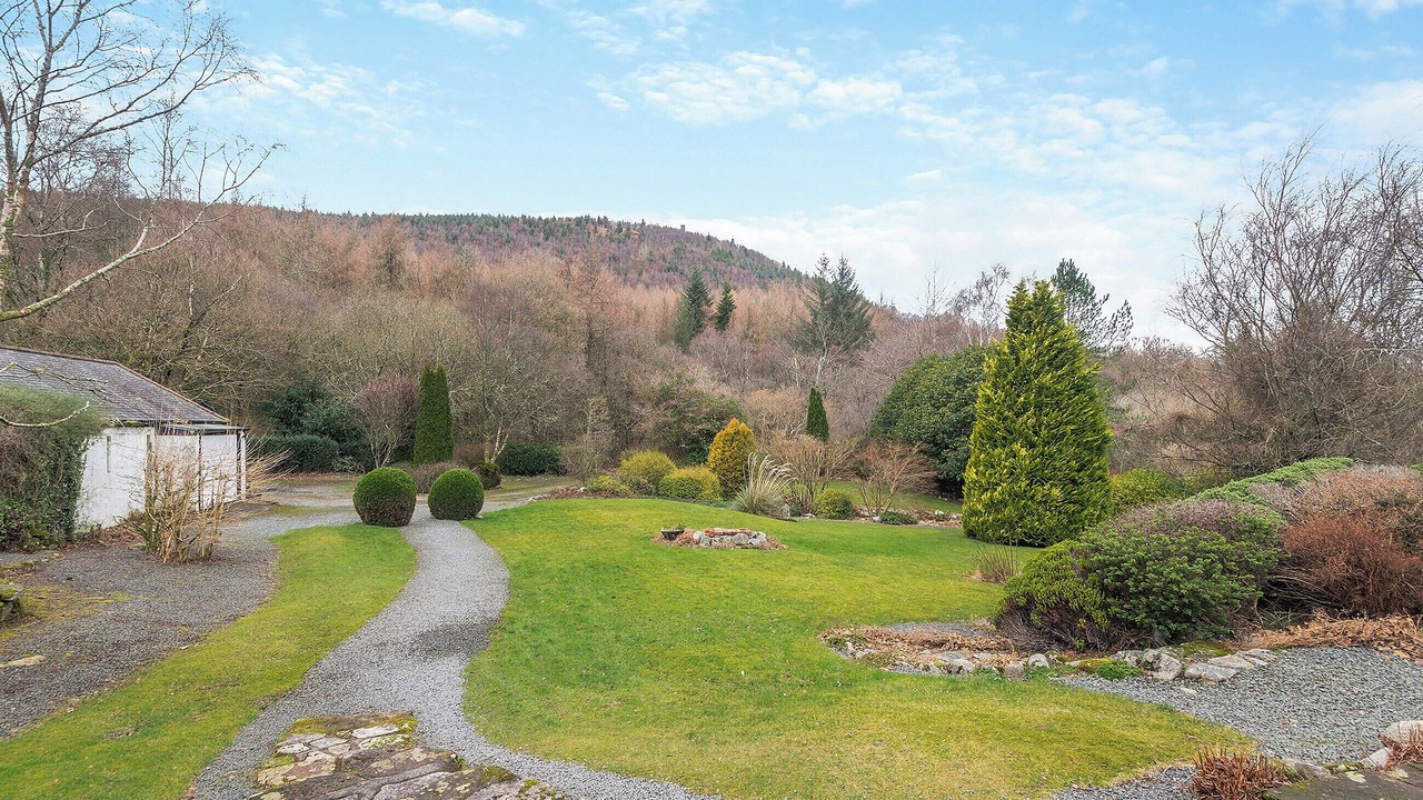 Photo of Outdoor in Bankend