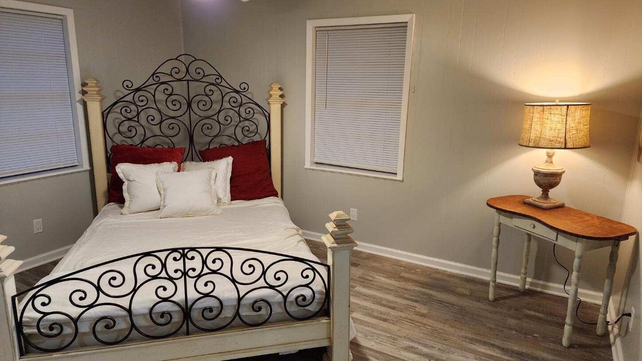 Photo of Bedroom in Big Sandy