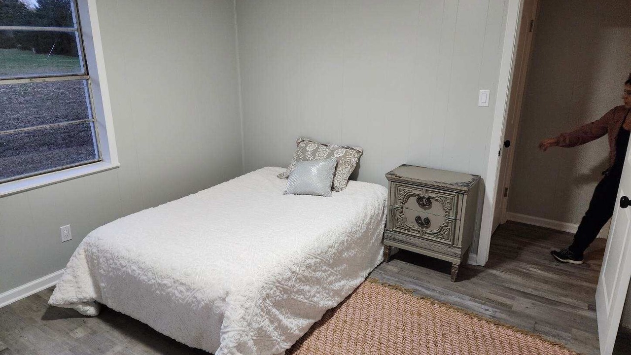 Photo of Bedroom in Big Sandy
